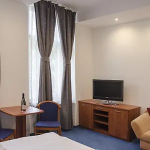 https://penzion-hacienda-ranchero.karpacz-hotel.com
